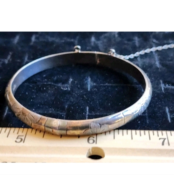 Vintage Sterling Silver Floral Bangle Bracelet Marked/Tested+